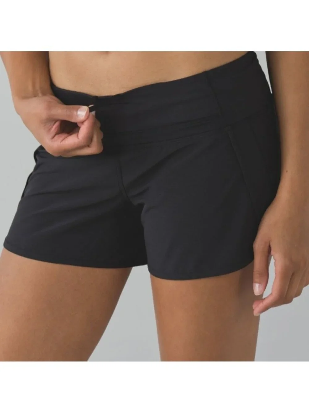 Lululemon Run Times Short *4-way Stretch 4